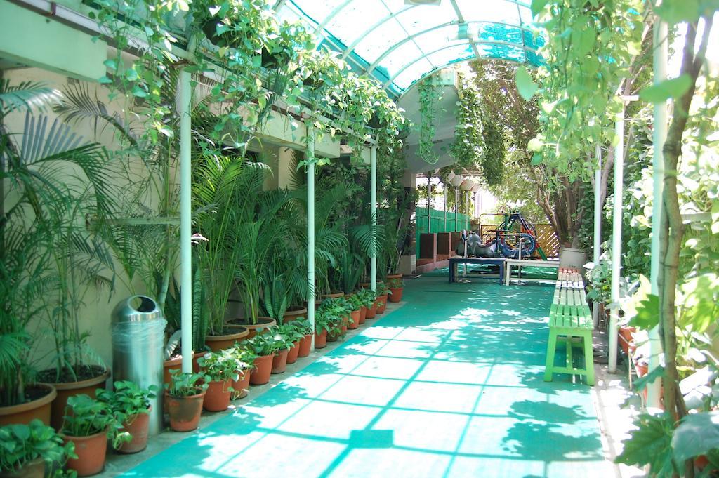 Shreemaya Hotel Indore Exterior photo